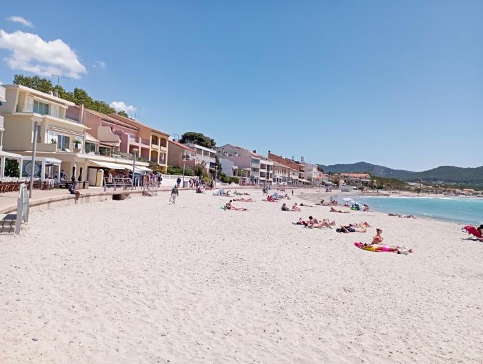 Bel appartement bord de mer à St Cyr Sur Mer