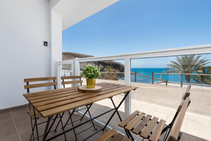 La Lajita Barca Beach Sea