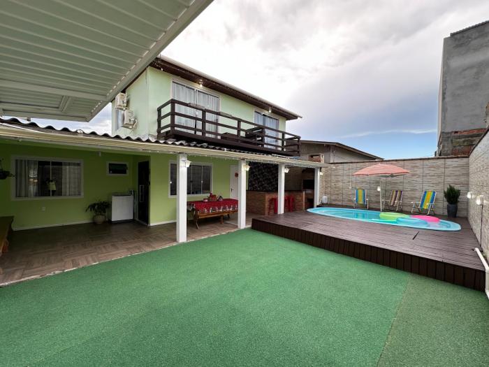 Casa com piscina em Florianópolis