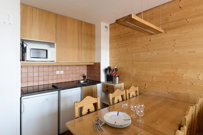 Résidence Licorne - Appartement tout confort · Skis aux pieds · Vue pistes · Casier à skis MAE-3573