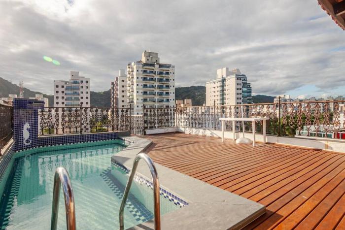 Cobertura Triplex com Piscina Privativa