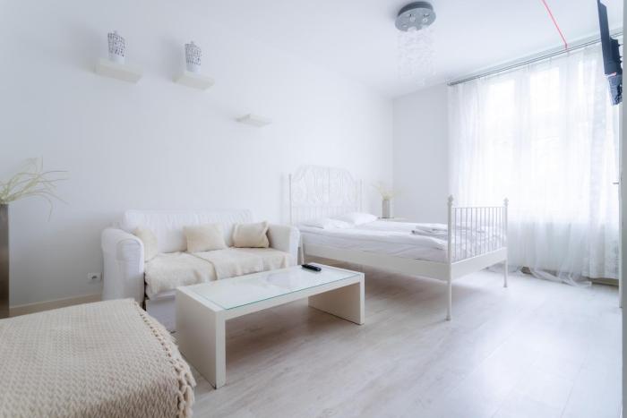 Easy Stay Victus Sopot Walk to the Pier by Noclegi Renters