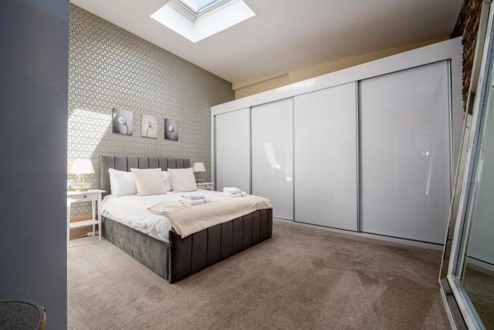 GuestReady-Trendy penthouse with terrace in London