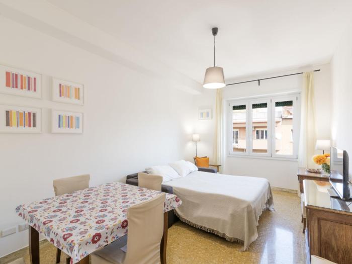 Apartment Appartamento Renato Roma Musei Vaticani by Interhome