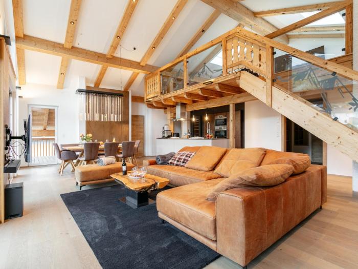 Apart33 Top 1-33 Penthouse