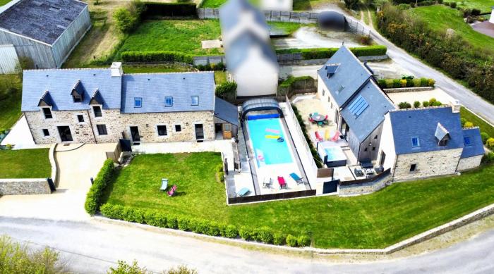 Deux gites a la campagne 14 pers piscine jacuzzi