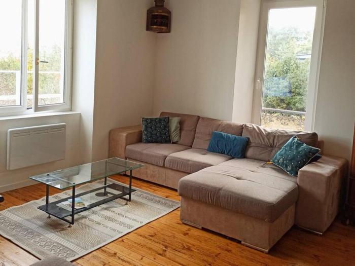 Maison chaleureuse et familiale idealement situee