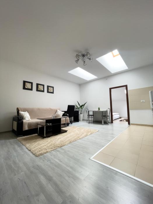 Enjoy Apartments - Central Skylight Residence