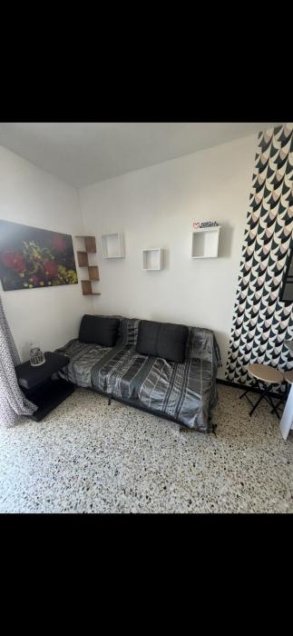 T2 moderne à 2 min de la plage