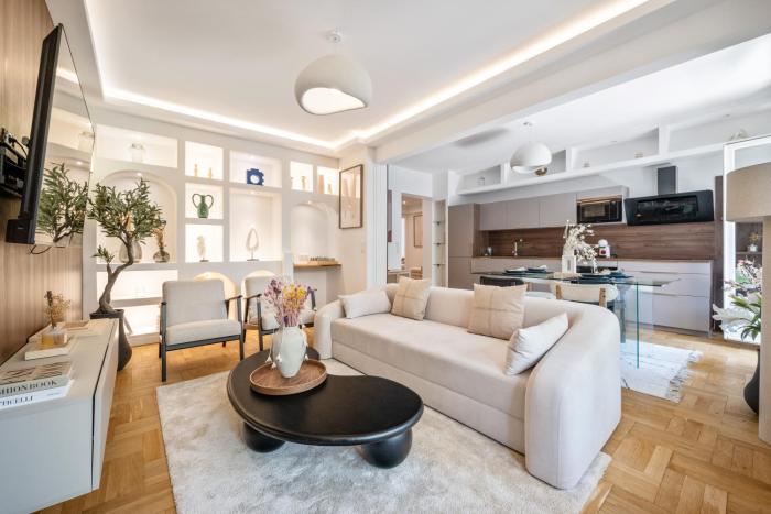 Luxueux, spacieux et tout équipé à 5 min du port