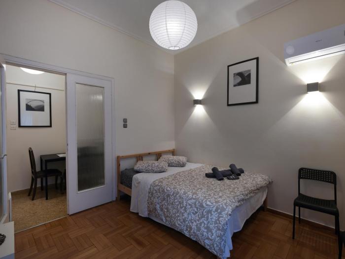 Pagrati Central flat, 5 to metro, 12 to Panathenaic Stadium