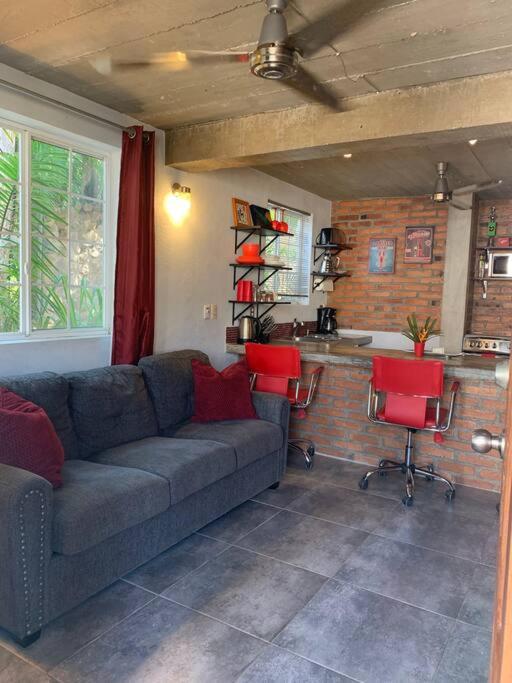 Villa Palmas #1 One bedroom beach scape apartament