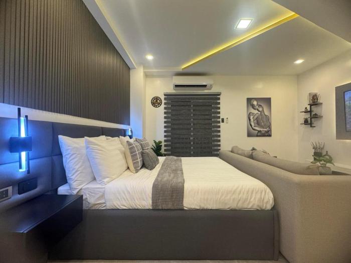 Modern Smart Studio Unit Bachelors Pad