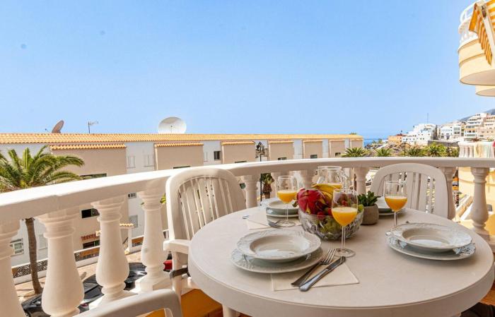Seaside Escape 2bed by Dream Homes Tenerife