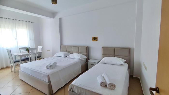 Central Studio Apartment Vlorë