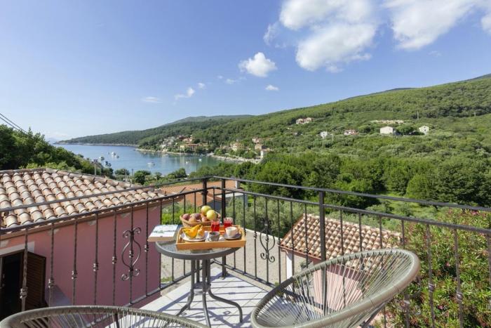 Villa Oliva Vilea in Sveta Marina - Haus für 8 Personen