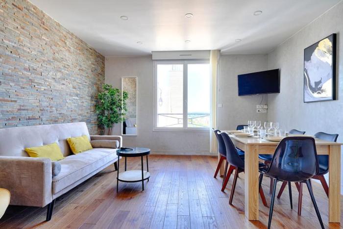 Welcome to Stellas House