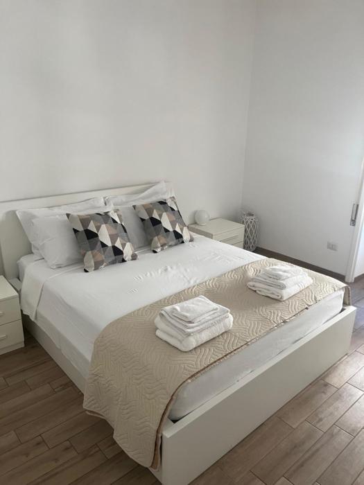 LoveRhome Apartment 10