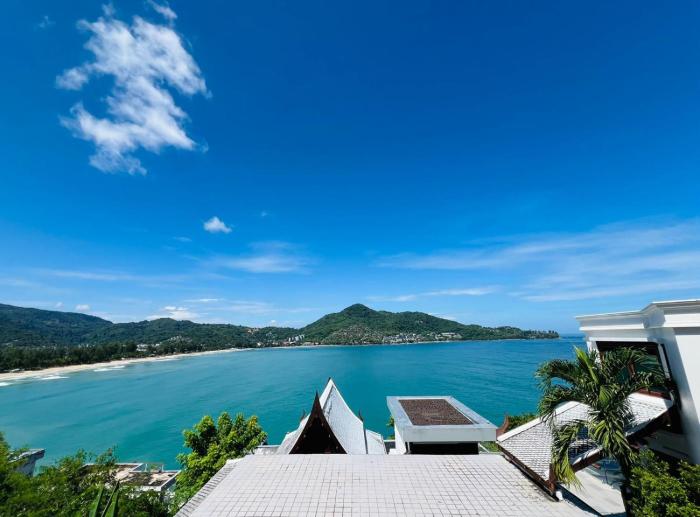 Moonlight Panorama Seaview House by RESAVA