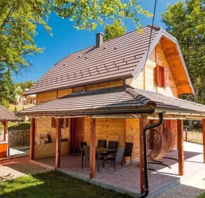 Planinske kuće Anika Tara minimum 2 noćenja