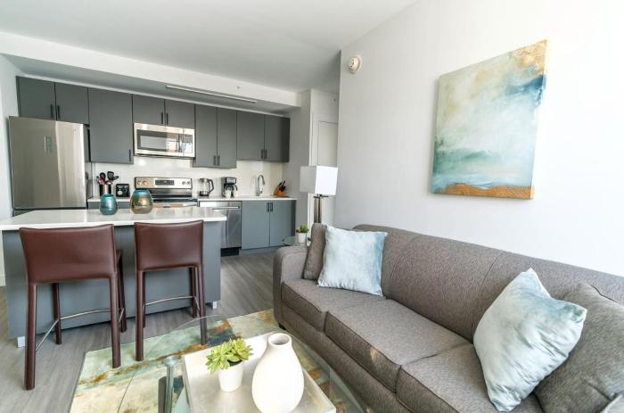 Apt Close to Downtown with Gym