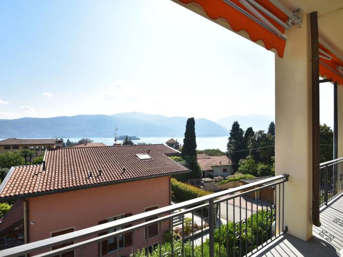 Apartment in a prime location on Lake Maggiore