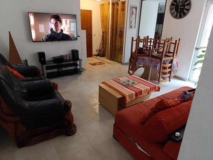 Gite 2 chambres avec cours