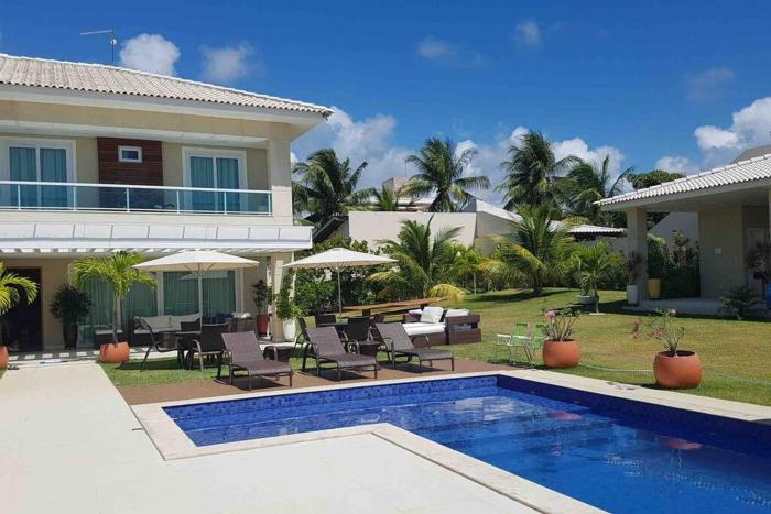 CASA DE PRAIA COM 05 SUITES- PARAÍSO A 8 min Do MAR