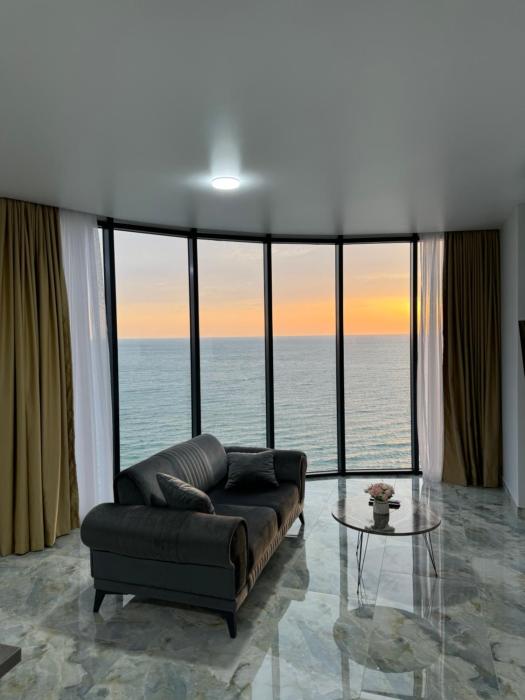 Tropical garden apartments