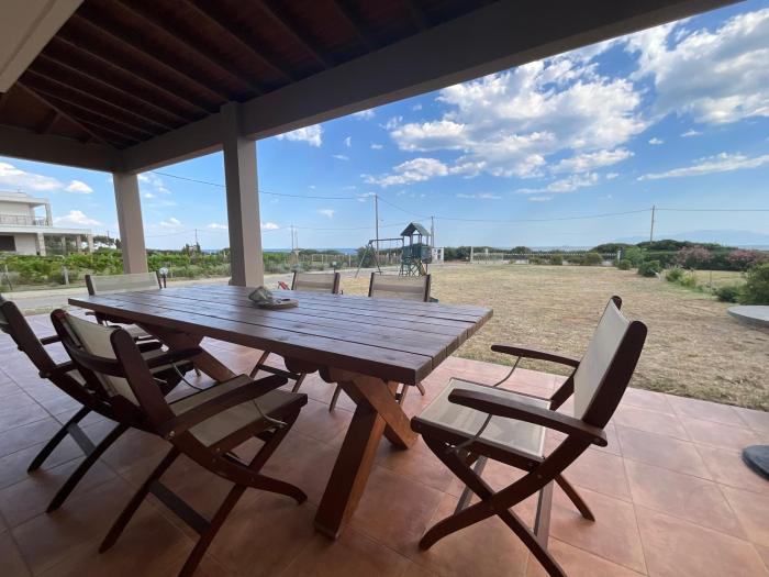 Villa Seaside Serenity by GG