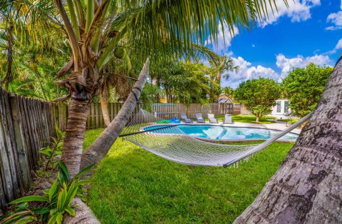 Escape to Newly Remodeled Home in the Heart Fort Lauderdale with Private Pool