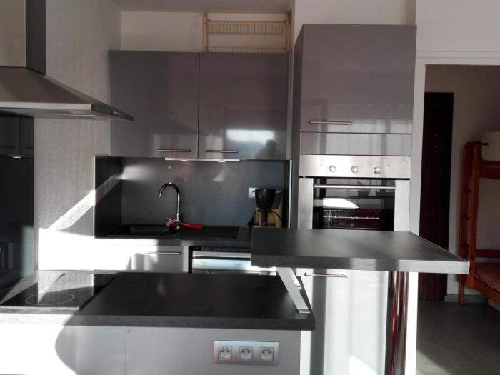 Studio Cabine Climatisé avec Piscine, Parking et Proche du Port - Cap dAgde - FR-1-801-7