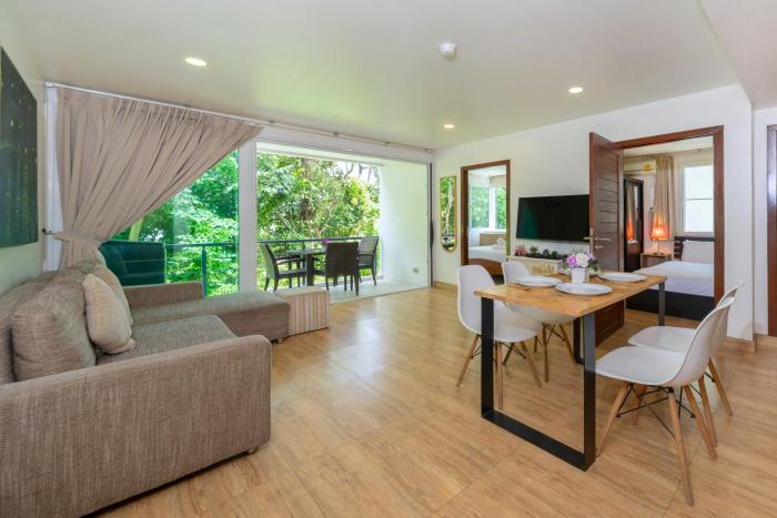 Jungle View Apartment E107 for 3 in Sea View Karon Papillon Residence