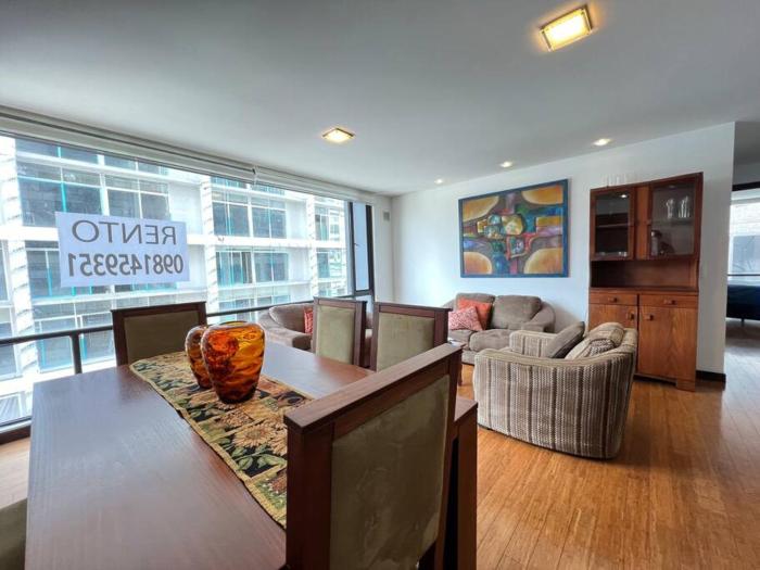 Departamento junto al Hotel Dann Carlton, 2 dormitorios, 4 personas, 2 estacionamientos, wiffi