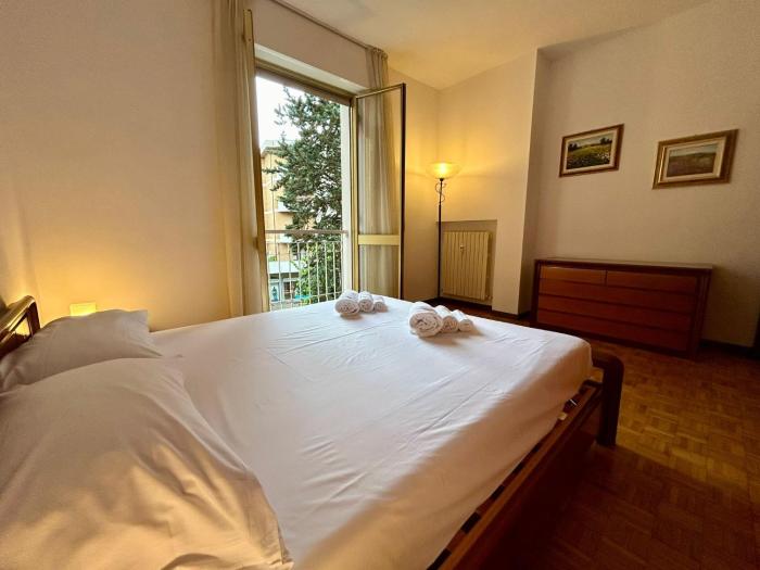 Kibilù - Bright Apartment with Large Terrace near Station FN City Centre walking distance