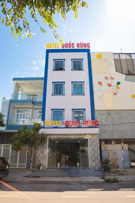 Quốc Hùng Hotel