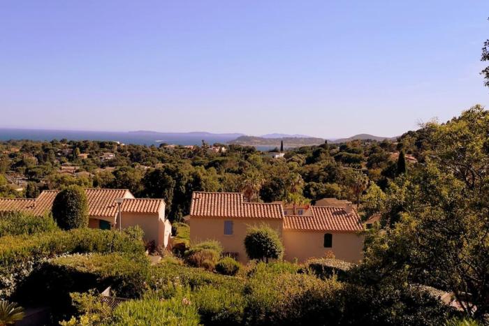 Maison provençale vue mer Croix Valmer "Lou Mamet"