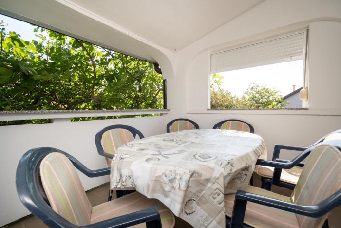 Apartments by the sea Vir - 22554