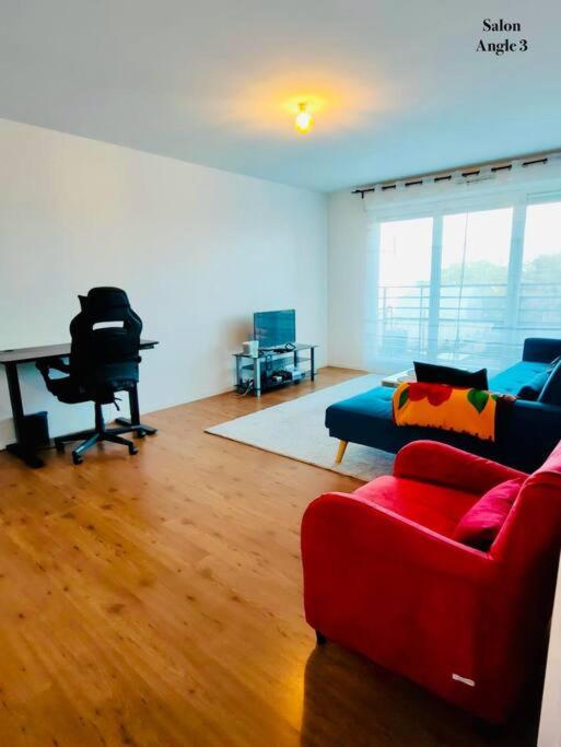 Appartement Cergy- Face à lESSEC à 4 min du RER A