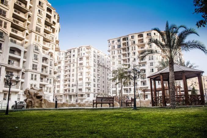 كمبوند البارون سيتى بجوار كمبوند سما القاهره بجوار نادى الصيد القطاميه