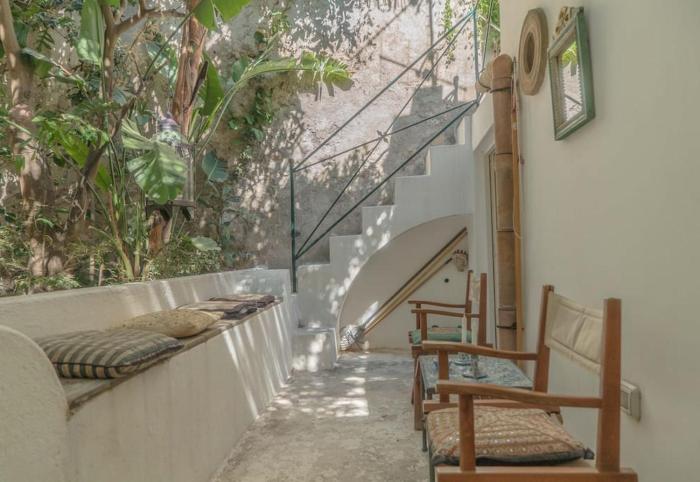 Prestigioso, sotto al castello di Lipari