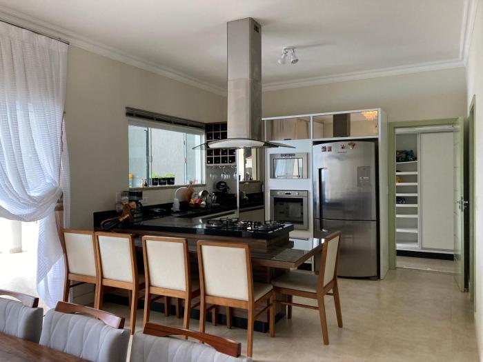 A casa na praia dos seus sonhos!!!