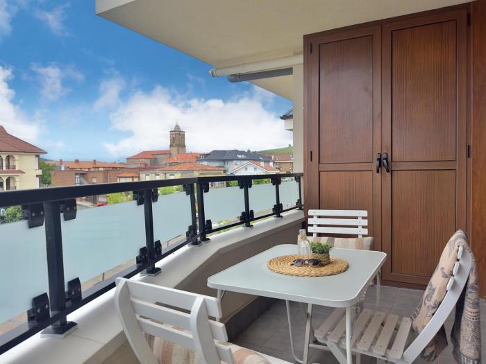 Apartamento en Ajo, La Marina de Ajo-12013