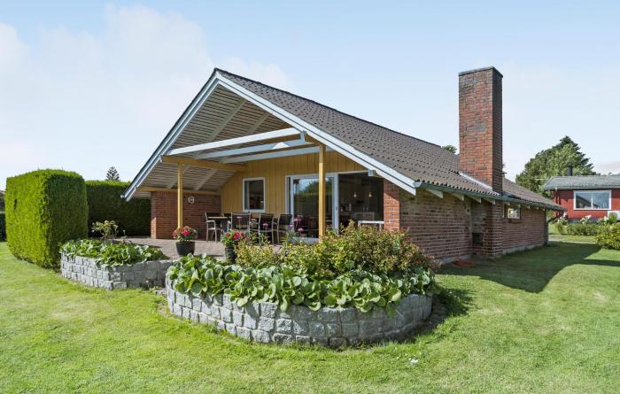 3 Bedroom Nice Home In Egernsund