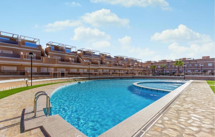 Nice Apartment In Torre De La Horadada