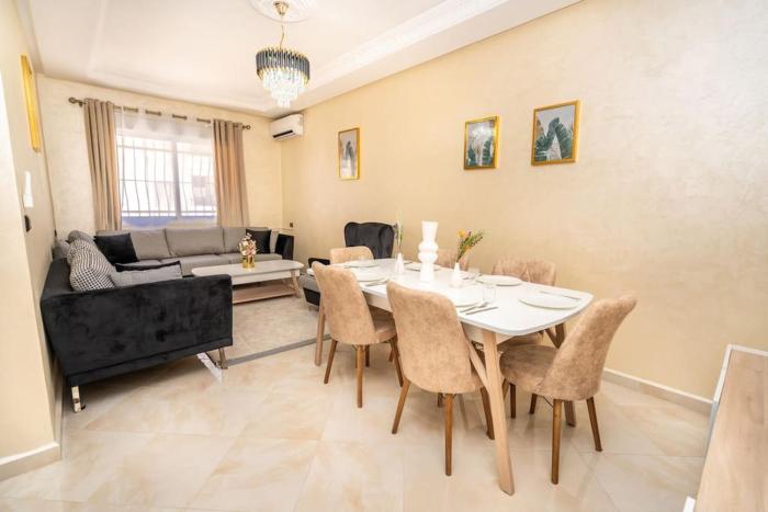 Proche de Aeroport et Stade moderne et calme