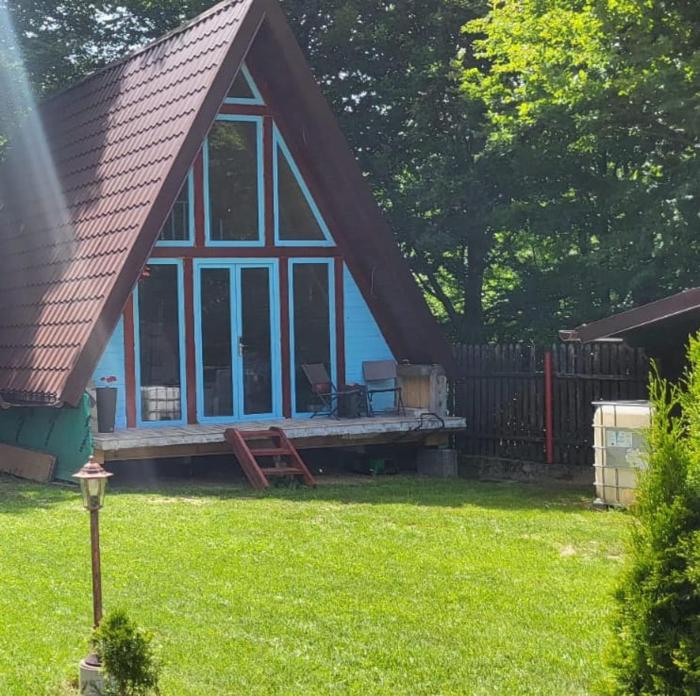 Cabana Vanatorilor A Frame Blue