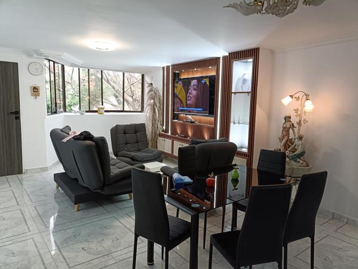 turismo medellin laureles