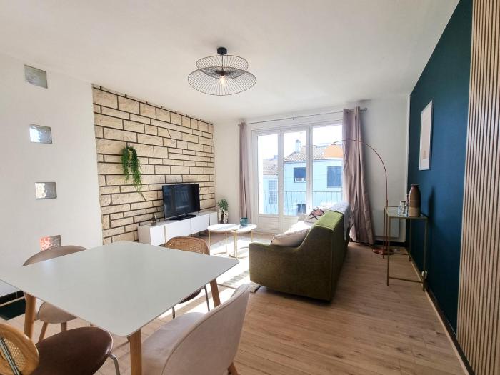 Les pieds dans leau 200m plage