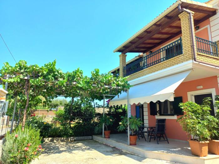 Stefanos Apartment